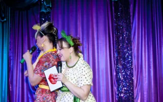 «Frau Comedy» в очередной раз порадовали актуальным юмором, яркими нарядами и отличным шоу