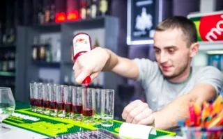 Мальчишник в клубе «Точка G» с участием обновлённой стриптизёрши Ники