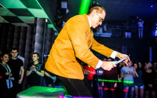 День влюблённых в ночном клубе «Точка G» отметили праздничным стриптизом