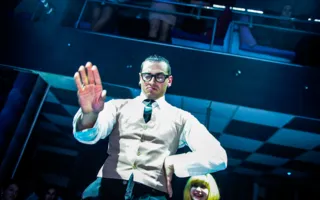 День влюблённых в ночном клубе «Точка G» отметили праздничным стриптизом