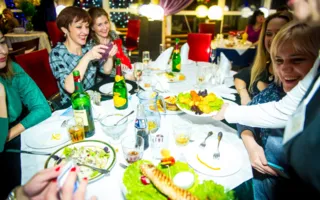 Конкурс съедобной эротики в ресторане «Париж»