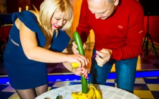 Конкурс съедобной эротики в ресторане «Париж»