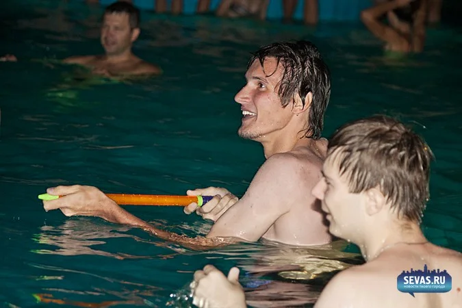 новости Севастополя, вечеринки Севастополь, сальса вечеринка Севастополь, Aqua Salsa Party, школа латиноамериканских танцев Ахтиар, танцы Севастополь, Зурбаган Севастополь, аквапарк Зурбаган Севастополь, сальса Севастополь, девушки в аквапарке, девушки Севастополя
